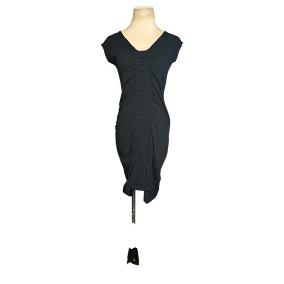 FP Beach black cap sleeves ruched mini dress size Medium - Picture 11 of 15